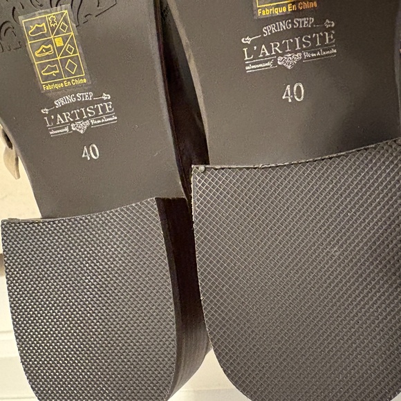 Olive Boot with Purple Floral Pattern - Picture 10 of 10